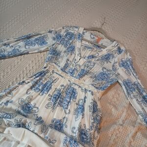 Chelsea & Violet Blue Floral Dress